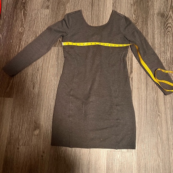 Athleta Gray Sheath Dress 3/4 Sleeve Crew Neck - Picture 4 of 10